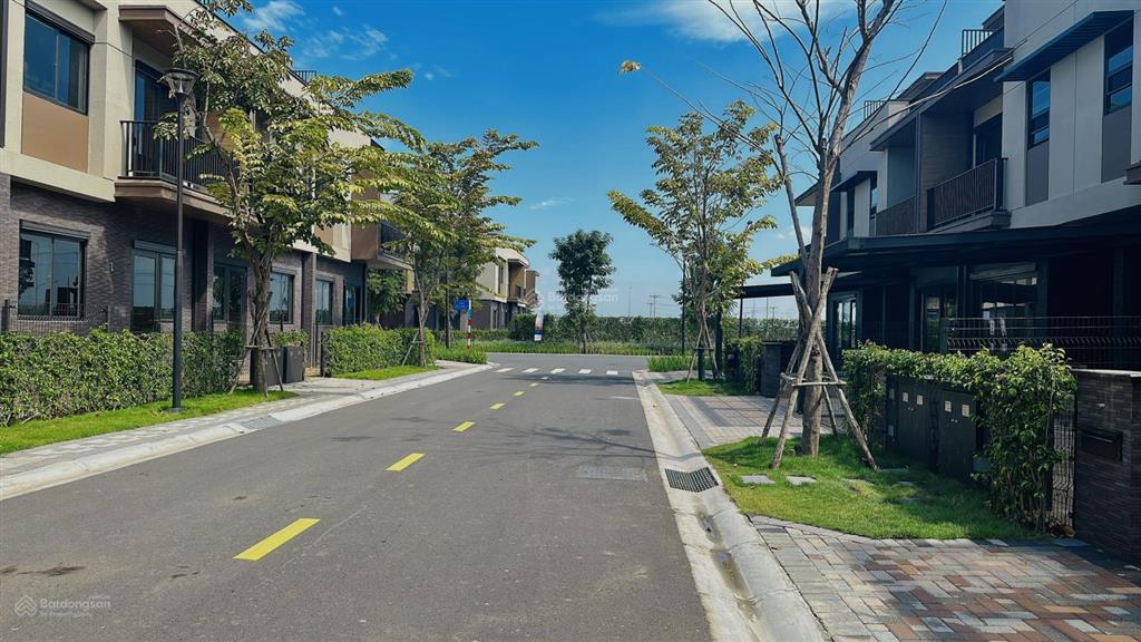 28tr/m2 biệt thự sân vườn rẻ nhất kđt waterpoint 540m2 1 trệt 1 lầu 5pn. mua trực tiếp chủ đầu tư