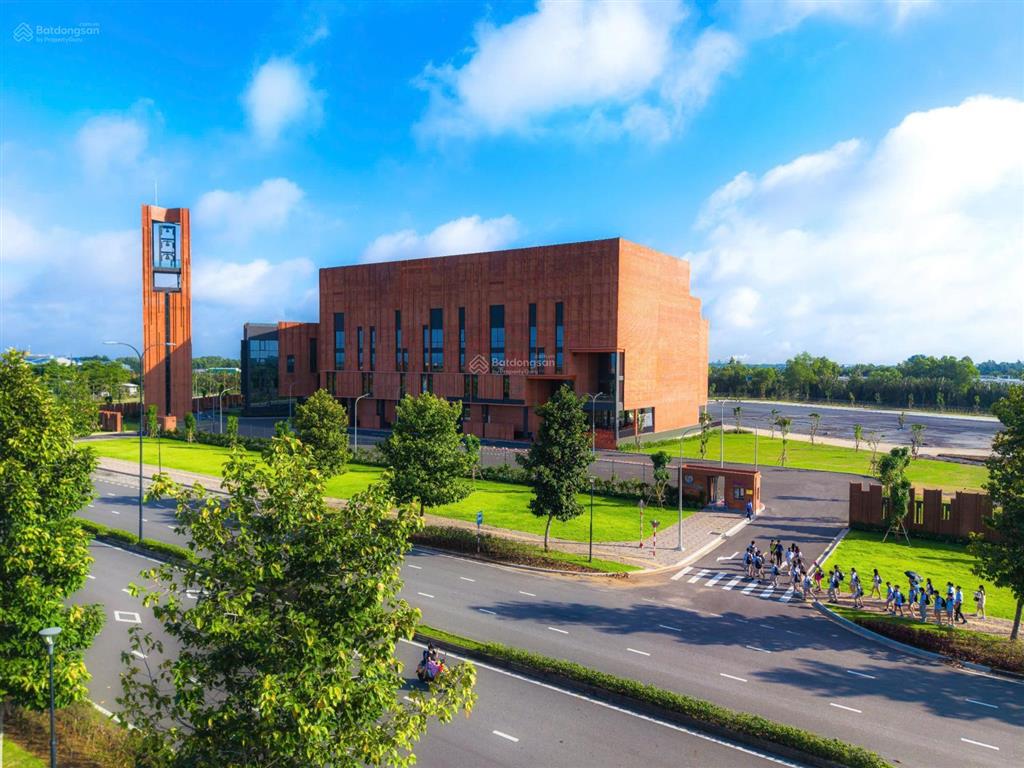 Biệt thự 332m2 park village vị trí trung tâm đẹp nhất waterpoint kênh đào bao quanh. chiết khấu 15%