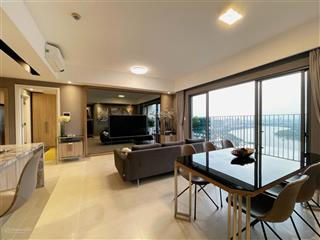 Bán 3pn căn góc ban công 4 cánh 99m2 masteri thảo điền, view sông tháp 5 giá tốt  ni 0901 381 ***