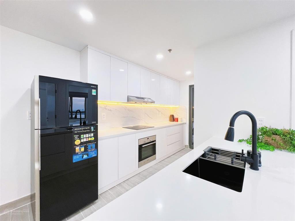 Giá chạm đáy rẻ hơn thị trường 2 tỷ, căn góc 3pn 94m2 view sông masteri thảo điền 0901 381 *** em ni