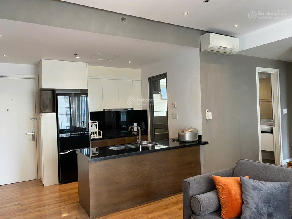 Cần bán gấp căn góc 2pn 74m2 ban công 4 cánh tháp 4  giá tốt  em ni 0901 381 ***
