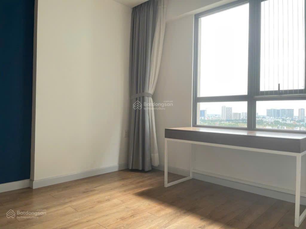 Cần bán gấp căn góc 2pn 74m2 ban công 4 cánh tháp 4  giá tốt  em ni 0901 381 ***