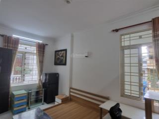 Chính chủ cho thuê phòng studio khép kín 218 hồng mai, hbt, 35m2 full nội thất mới tinh, giá 6 tr