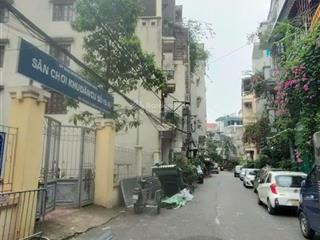 Nhà 5 tầng ngõ 218 lạc long quân, rất gần hồ tây lộng gió. nơi đáng sống tại hà nội