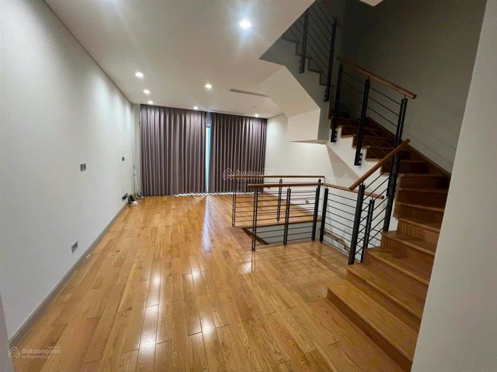 Cho thuê nguyên căn 75m2, 99m2, 160m2 kđt the manor central park, nguyễn xiển