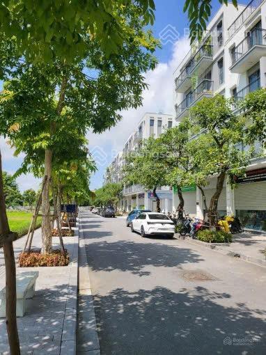 Cho thuê nguyên căn 75m2, 99m2, 160m2 kđt the manor central park, nguyễn xiển