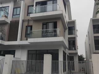 Cho thuê nhà tại kđtm dương nội, dt 180m2, 4 tầng, mt 9m, thông sàn, nhà đẹp, giá chỉ 30tr