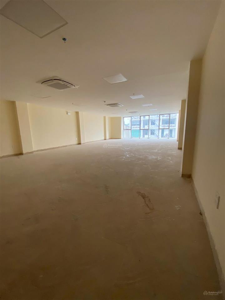 Cho thuê kho, nhà xưởng 1000m2 tại hồ tùng mậu, phúc diễn, có pccc, giá 80tr