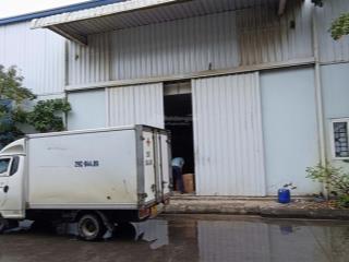 Cho thuê kho xưởng đường quang trung, quyết thắng, dt 540m2, xe công vào, xuất vat, pccc 100k/m2