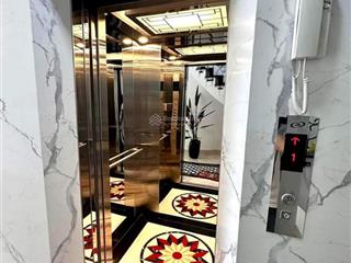 Cho thuê nhà mới xây, 2 mặt tiền, phố hoàng cầu, thang máy, pccc nhà hàng, kd, vp 252m2*7t  84 tr