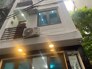 7,5 tỷ chính chủ bán nhà riêng 5 tầng lô góc, phố yên hòa, cầu giấy dt 30m, nhà mới đẹp, gần phố.