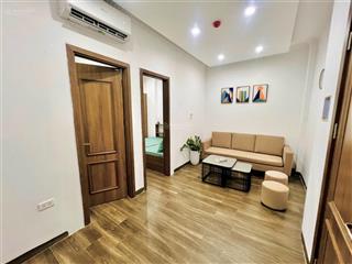 Căn hộ 2pn ban công full nội thất ngay lạc long quân đường bưởi gần lotte tây hồ, thuỵ khuê