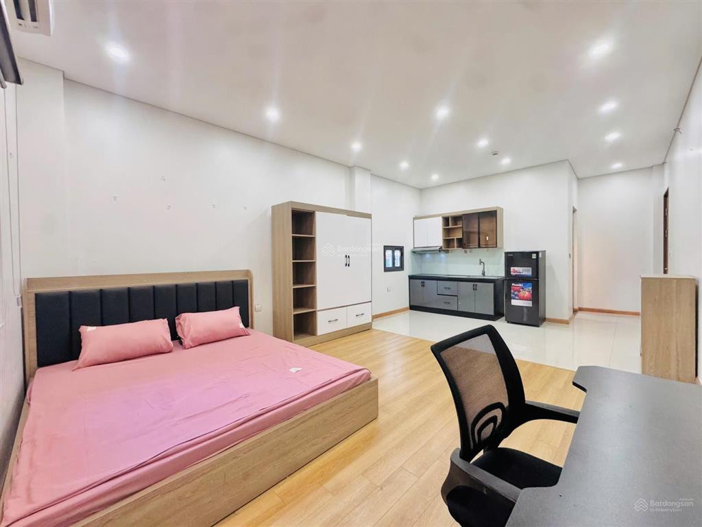 Căn hộ 1pn ban công full đồ  máy giặt riêng ngay ngã tư xuân la  võ chí công đảm bảo pccc