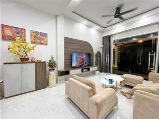 Chính chủ bán nhà 5 tầng full nội thất cao cấp chỉ 17.9 tỷ. mặt tiền đường nhánh thảo điền, quận 2