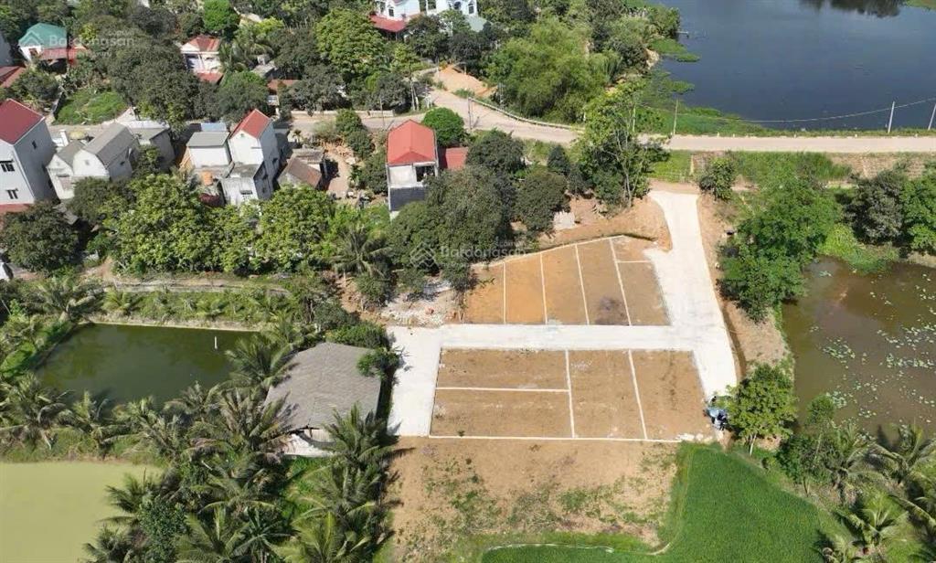 Bán đất tại đường quốc lộ 45 thị trấn kim tân. diện tích 108 m2. mặt tiền rộng 7.4m giá 225 tr