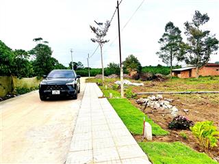 Đất có sổ sẵn em chỉ còn 3 lô ạ đất tân văn lâm hà lâm đồng