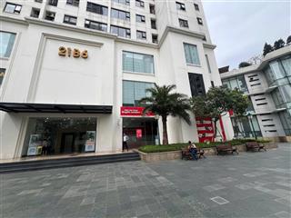 Shop tầng 1 greenstar phạm văn đồng đang cho thuê dòng tiền tốt, lô góc vip. dt 150m2, sẵn sổ