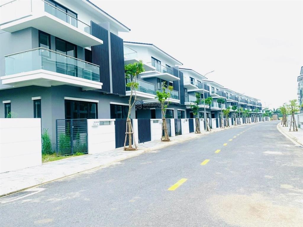 Biệt thự song lập beomes  tuyệt tác kiêu hãnh ven sông tự nhiên