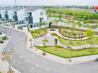 Song lập góc view công viên ven sông tự nhiên beomes
