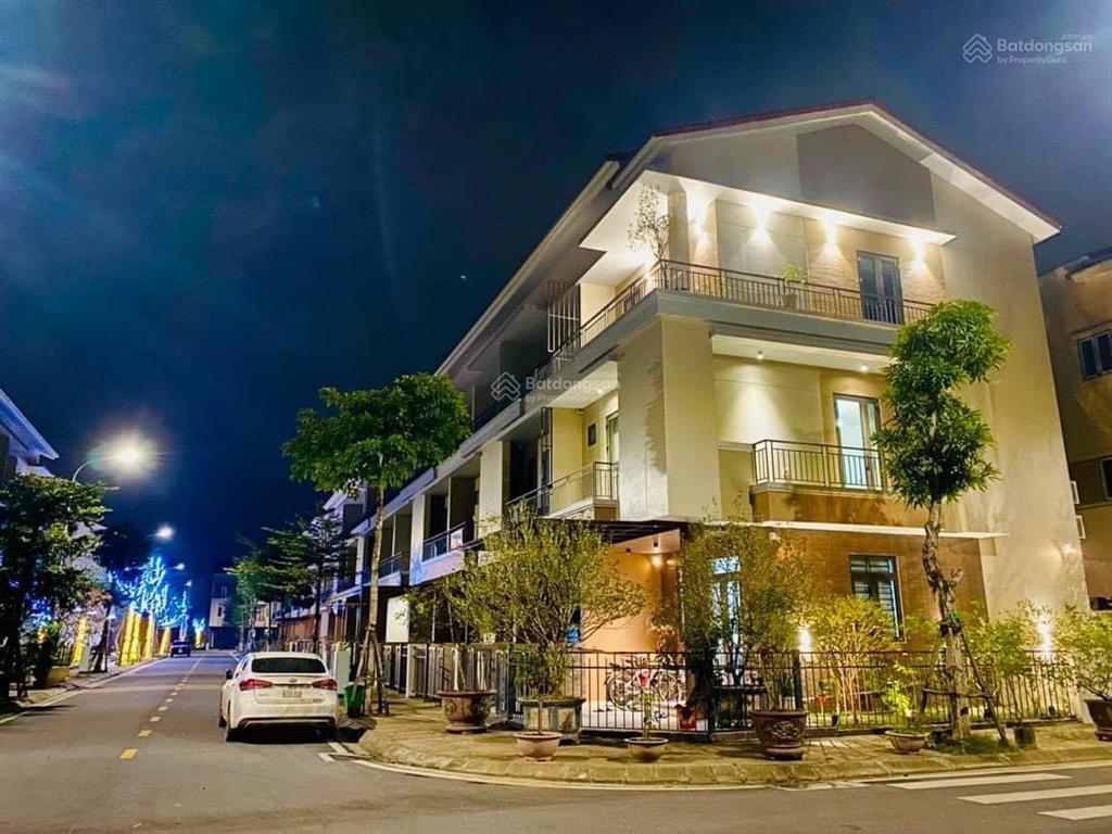 Centa 75m2 giá 3,x tỷ | đón sóng cầu nguyễn trãi