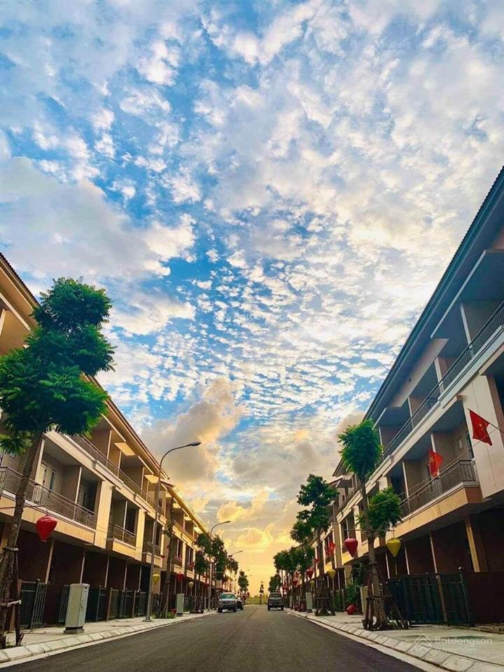 Centa 75m2 giá 3,x tỷ | đón sóng cầu nguyễn trãi