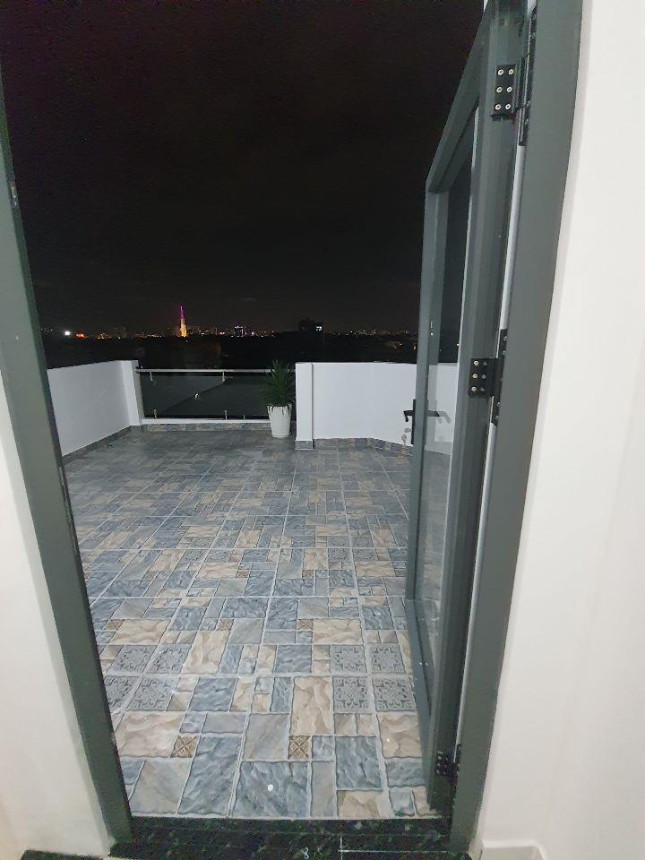 .Bán nhà góc 2 mặt tiền đường 11 trường thọ thủ đức,TPHCM LH 0909428959.