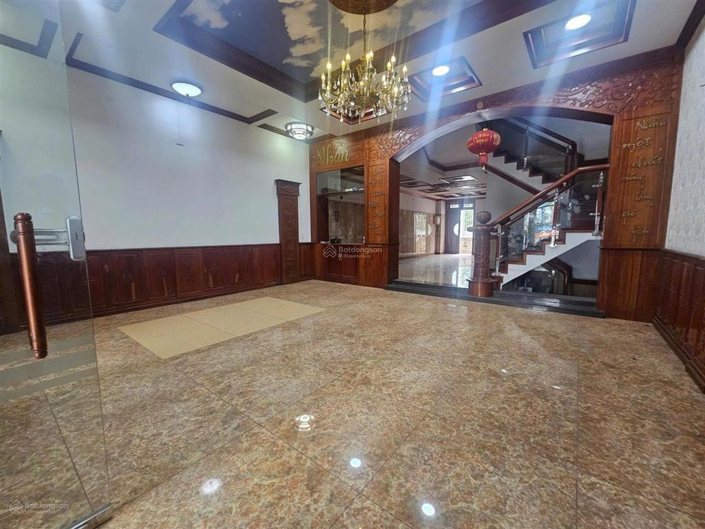 Bán biệt thự mặt tiền 16 nguyễn văn khối, q. gò vấp. dt 6.92m x 35m 245m2, 5 tầng có hầm, 23.5 tỷ