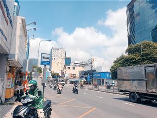 Bán nhà 3 tầng, nở hậu 14x26, tn 120 tr/tháng, 28.9 tỷ, hxh 1 căn ra phan đăng lưu, p7, phú nhuận