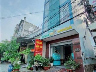 Bán khách sạn 17 phòng. giá 9 tỷ . thu nhập 70 triệu