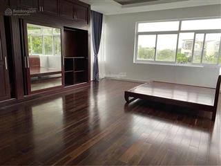 Bán biệt thự vườn gần 600m2 cực đẹp. chỉ việc dọn vào ở