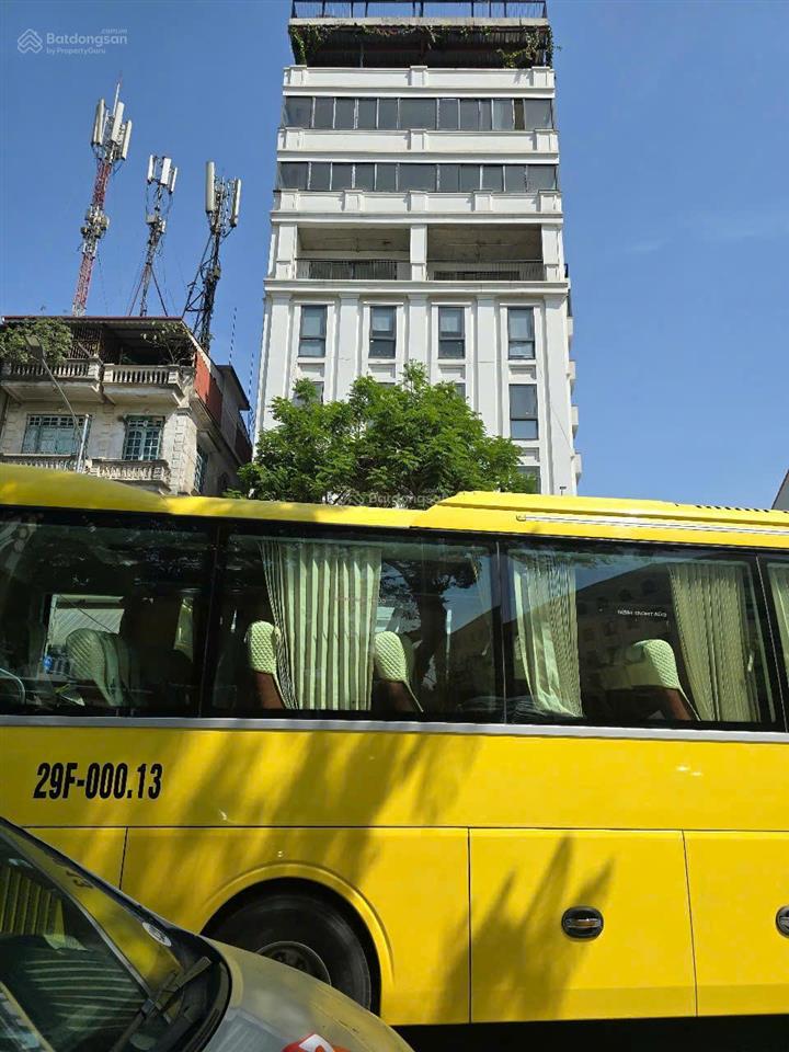 Mảnh đất vàng mặt phố vỉa hè đá bóng view hồ tây lạc long quân 166 m2 c4 mt 6m 92 tỷ tây hồ