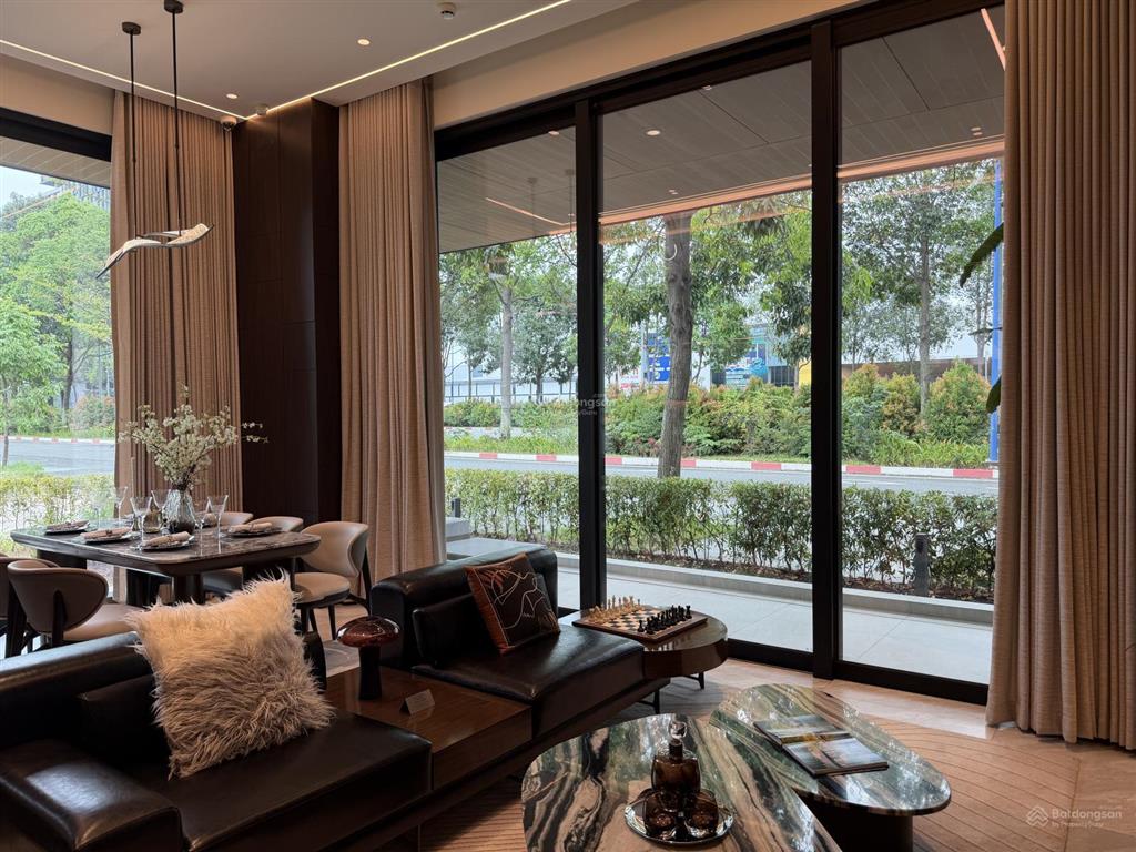 Căn hộ cao cấp the ten, 2pn chỉ 6 tỷ, cho thuê ngay 35 triệu, mua trực tiếp cđt