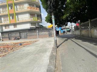 Bán 3 lô đất góc 2 mặt tiền (3 lô ko lộ giới)đường số 5c gần kênh nước đen tân phú 7,2 tỷ/lô tl