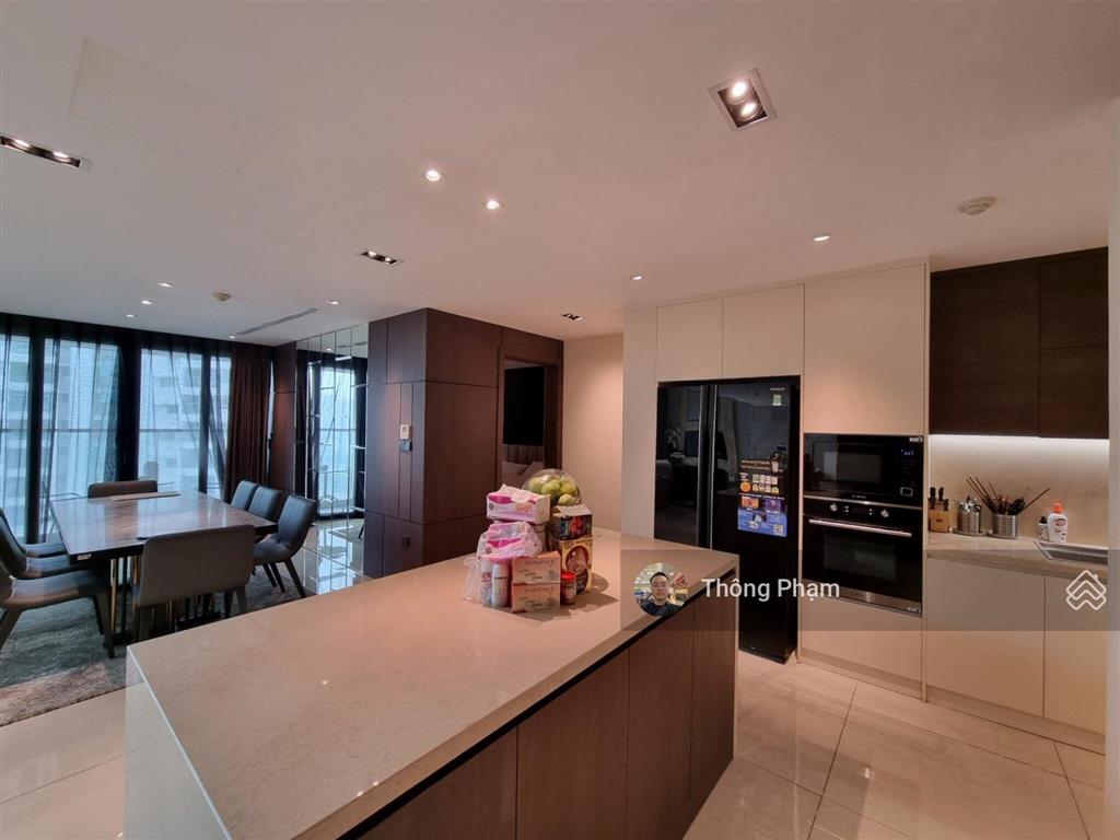 Bán căn hộ 372m2, giá thỏa thuận, 4pn, 3wc, thiết kế 2 tầng