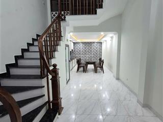 Bán nhà tứ hiệp, thanh trì, 46m2 x 5 tầng, tặng nội thất, ở ngay, giá 5x tỷ