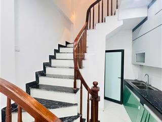 Bán nhà ngũ hiệp, thanh trì 33m2, 5 tầng, đường thông ô tô, sát chợ, giá 5,1tỷ