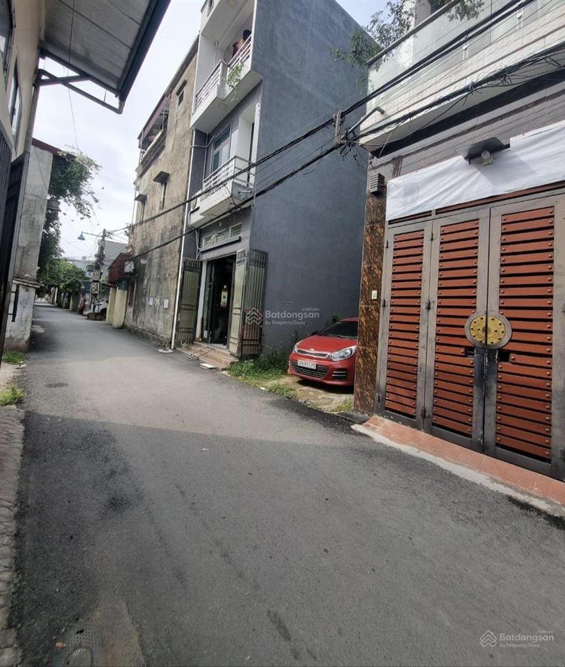 Bán mảnh đất mặt ngõ thông, ô tô tránh 63m2, tại đông mỹ, thanh trì, 7 chỗ vào đất, giá 4,95 tỷ