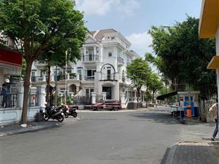 Bán biệt thự cityland góc 2 mặt tiền.ngay cổng siêu thị emart p5 gò vấp dt 7,5x20 4 tầng hầm 34t5
