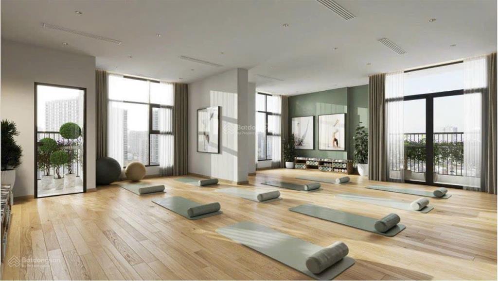 Em chính chủ bán nhanh 3n 80m2 đông nam view bể bơi siêu đẹp sang tháng bàn giao 7.15ty bp