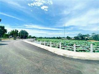 4,x tỷ mặt hồ đẹp rẻ 93,5m bám hồ sen lotus bình yên gần các trường đại học hoà lạc 0985 508 ***