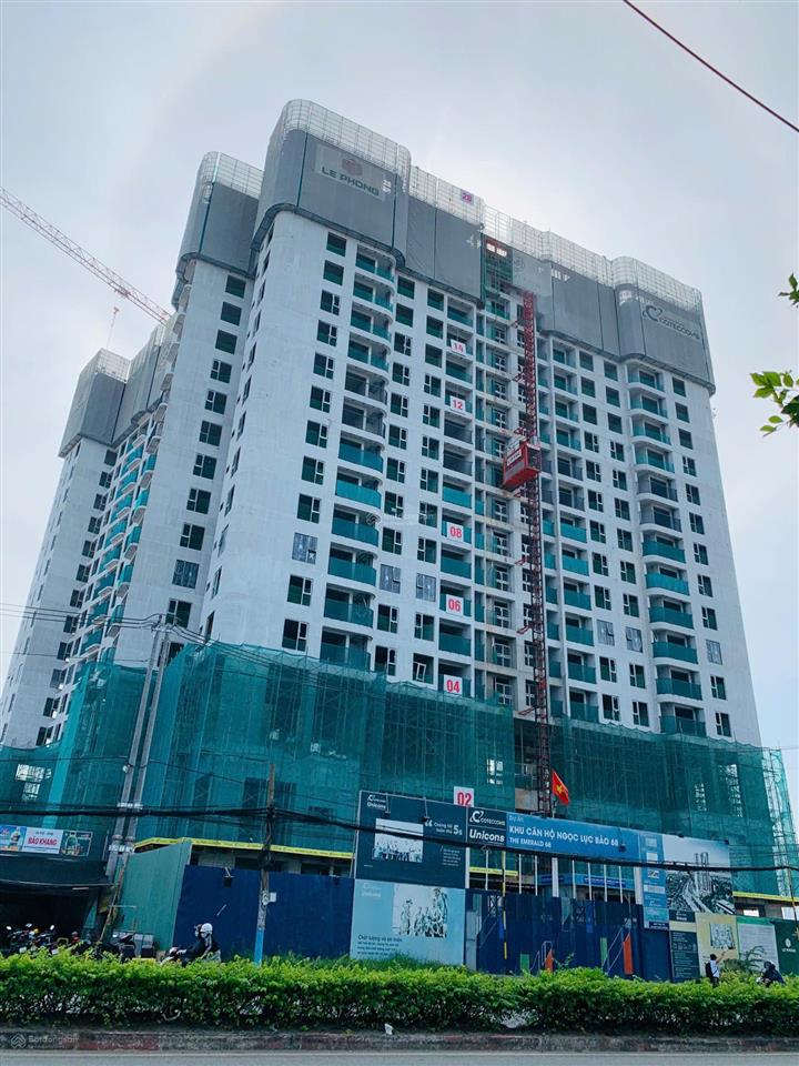 Bán gấp căn hộ the emerald 68 2pn 1wc, view hồ bơi, tầng cao, chính chủ, giá 3tỷ