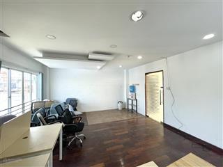 Chính chủ cho thuê văn phòng 30m2 giá rẻ ở yên thế, p2, tân bình, sát bên sân bay tsn