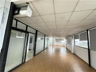 Chính chủ cho thuê văn phòng đẹp 110m2 giá rẻ ở hòa hưng quận 10