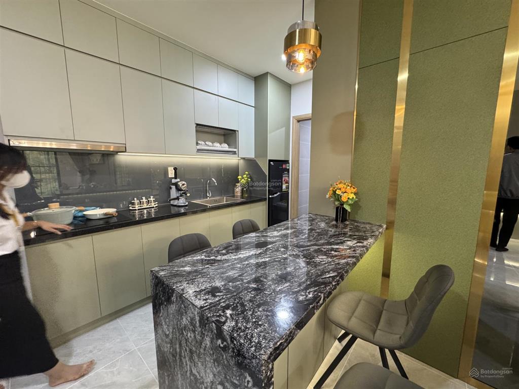 Độc quyền nắm giỏ hàng 2pn1wc bcons solary giá tốt nhất thị trường, bao thuế phí tất cả