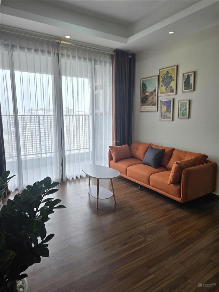 Cho thuê căn hộ 3pn, 2wc, căn góc 112m2 tại stellar garden, 20 triệu full đồ đẹp,  0977 858 ***
