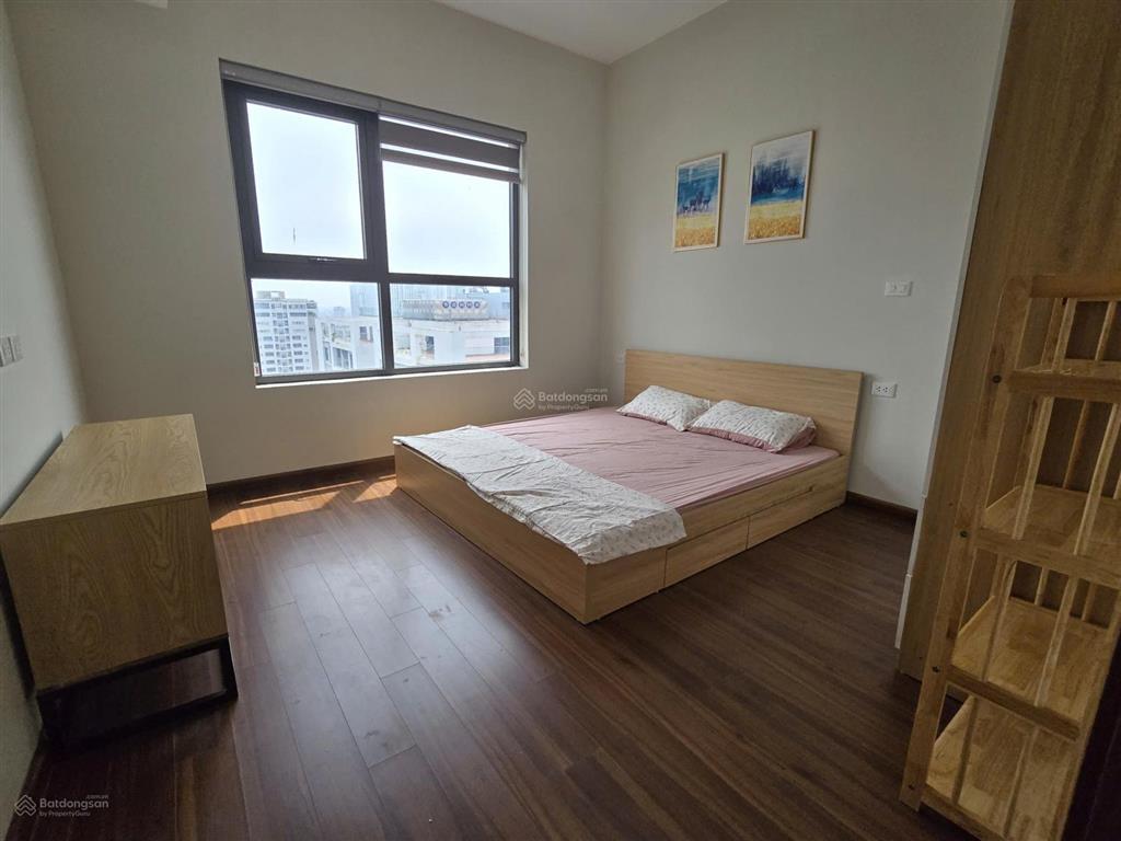 Cho thuê căn hộ 3pn, 2wc, căn góc 112m2 tại stellar garden, 20 triệu full đồ đẹp,  0977 858 ***