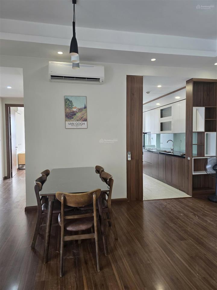 Cho thuê căn hộ 3pn, 2wc, căn góc 112m2 tại stellar garden, 20 triệu full đồ đẹp,  0977 858 ***