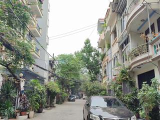 Bán nhà riêng ngọc khánh, ba đình 85 m2 phân lô cán bộ , ô tô đỗ cửa ngày đêm vừa ở vừa kinh doanh