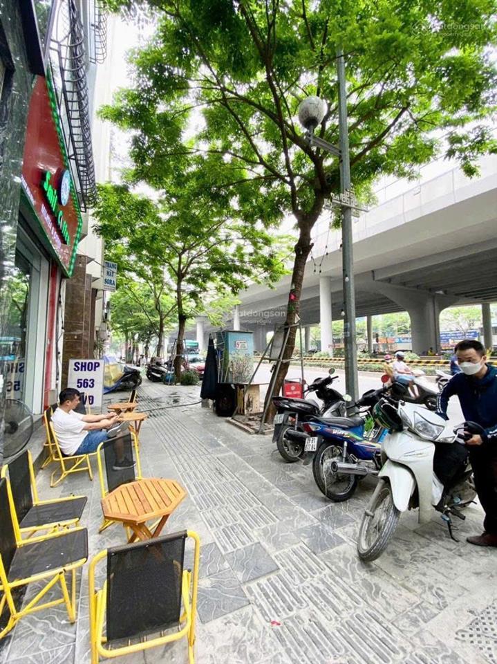 Vip mặt phố 9 tầng mặt tiền siêu lợi thế kinh doanh vp showroom đẳng cấp vỉa hè thênh thang