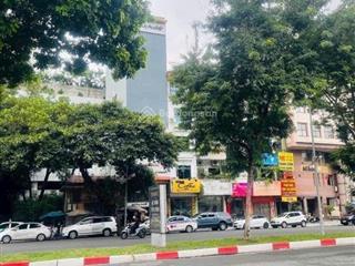 Siêu phẩm mặt phố trần nhân tông, 8 tầng thang máy  view công viên  vị trí hiếm có